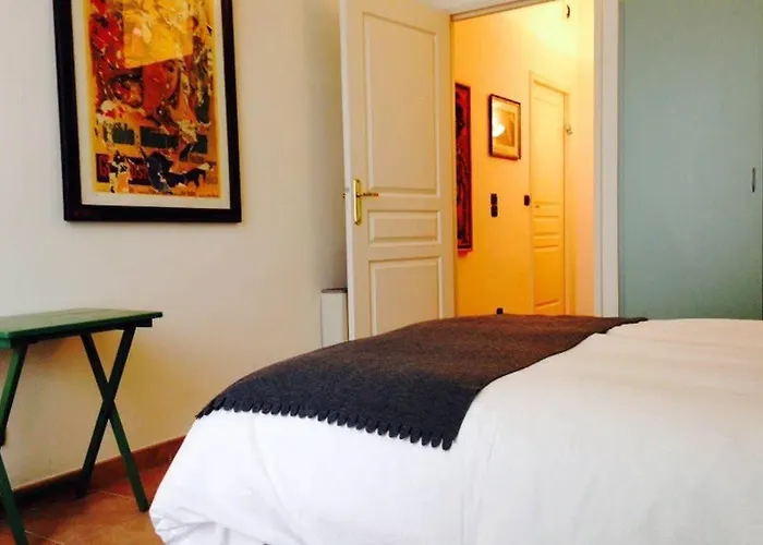 Nice Center Apartment, Place Massena